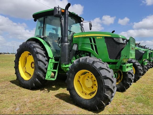 Image of John Deere 6135E equipment image 1