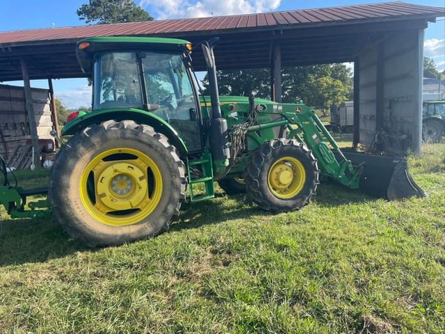 Image of John Deere 6135E equipment image 1