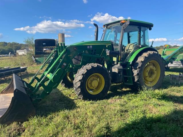 Image of John Deere 6135E equipment image 2
