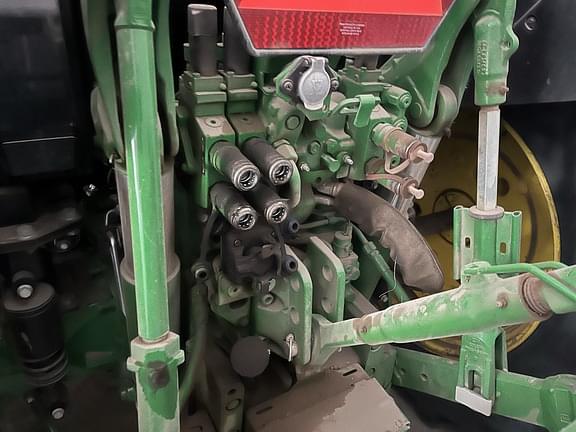 Image of John Deere 6140M equipment image 3