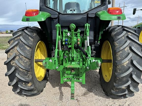 Image of John Deere 6140M equipment image 2