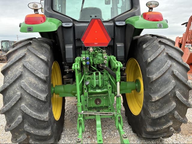 Image of John Deere 6140M equipment image 4