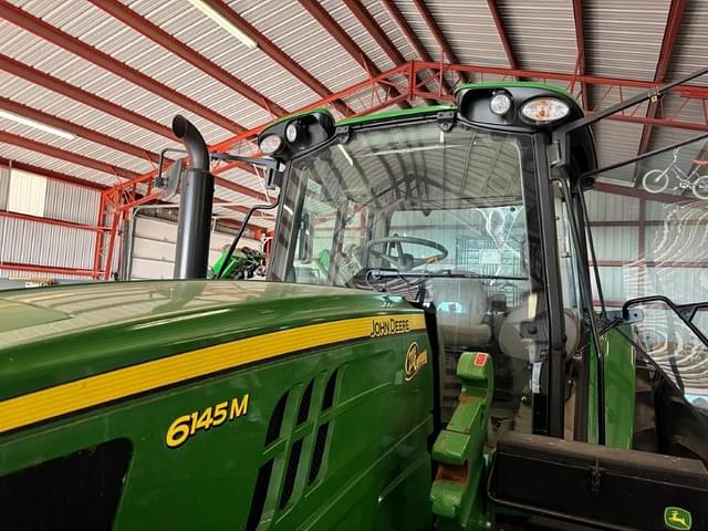 Image of John Deere 6145M equipment image 4