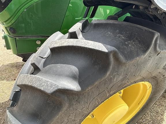 Image of John Deere 6145M equipment image 2