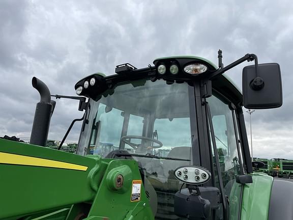 Image of John Deere 6145M equipment image 4