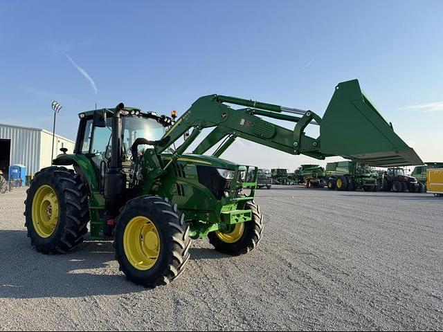 Image of John Deere 6145M equipment image 3