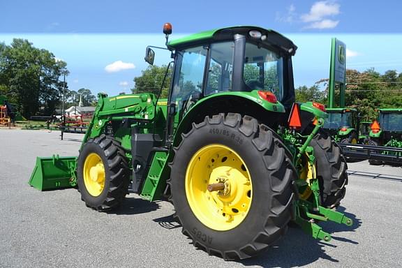 Image of John Deere 6145M equipment image 4