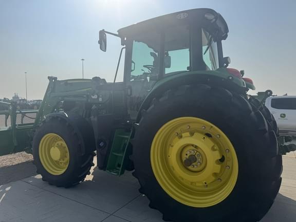 Image of John Deere 6145M equipment image 2