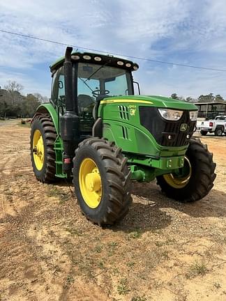 Image of John Deere 6145R equipment image 4