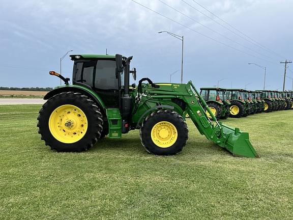 Image of John Deere 6145R equipment image 3