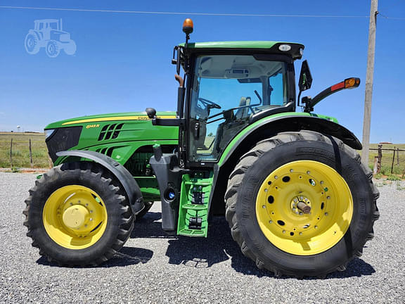 Image of John Deere 6145R equipment image 1