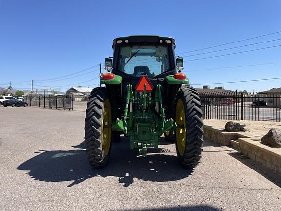 Image of John Deere 6155M equipment image 4