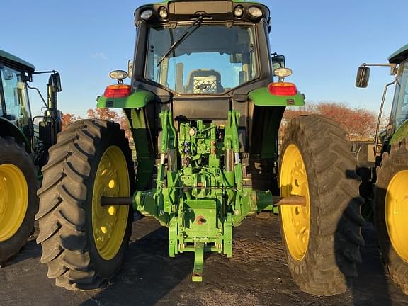 Image of John Deere 6155M equipment image 3