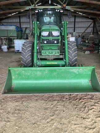 Image of John Deere 6155M equipment image 1