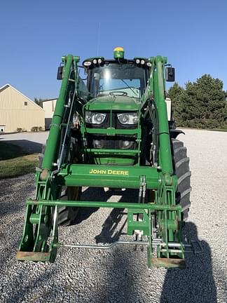 Image of John Deere 6155M equipment image 4