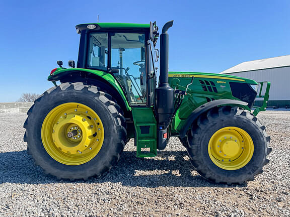 Image of John Deere 6155M equipment image 3