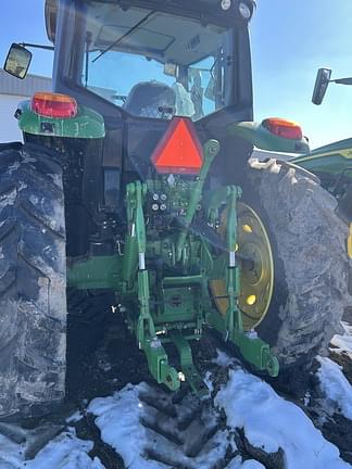 Image of John Deere 6155M equipment image 3