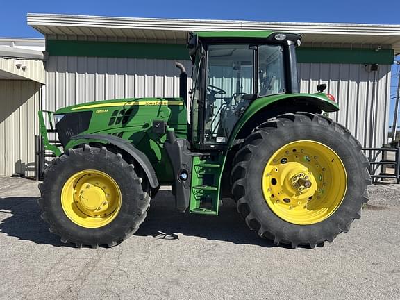 Image of John Deere 6155M equipment image 1