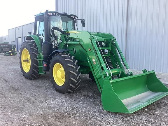 Image of John Deere 6155M equipment image 4