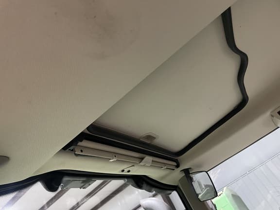 Image of John Deere 6155M equipment image 4