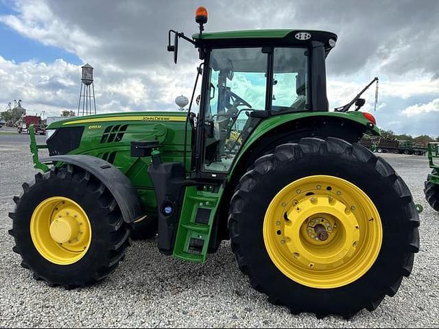 Image of John Deere 6155M equipment image 3
