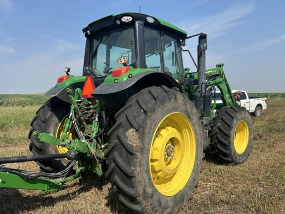 Image of John Deere 6155M equipment image 3