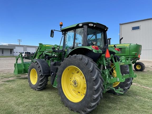 Image of John Deere 6155M equipment image 3