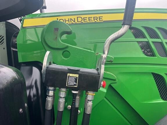 Image of John Deere 6155M equipment image 1