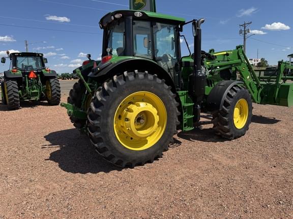 Image of John Deere 6155M equipment image 4