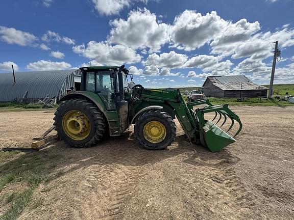Image of John Deere 6155M equipment image 4