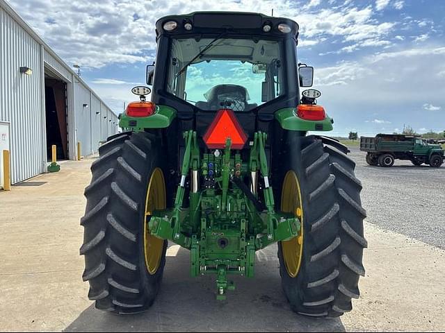 Image of John Deere 6155M equipment image 4
