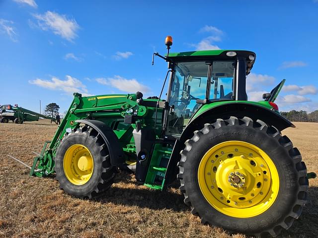 Image of John Deere 6155M equipment image 4