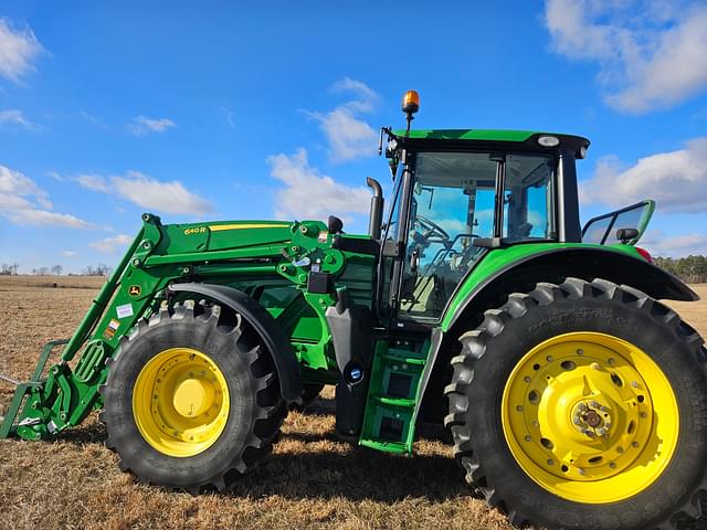 Image of John Deere 6155M equipment image 3