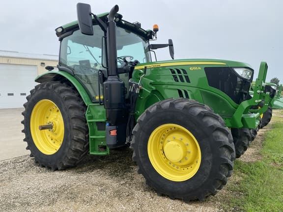 Image of John Deere 6155R equipment image 3