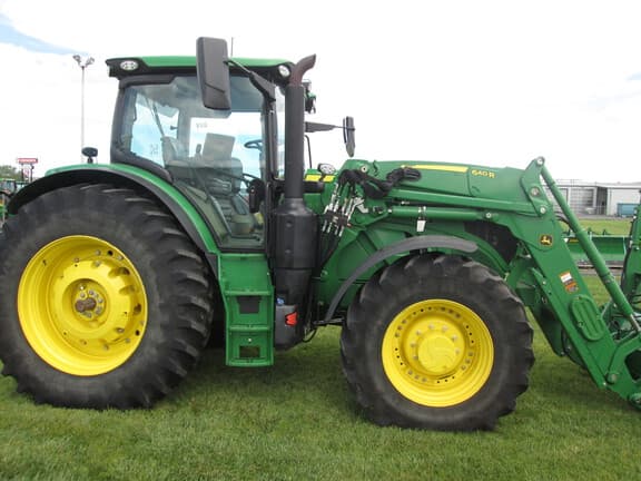 Image of John Deere 6155R equipment image 2