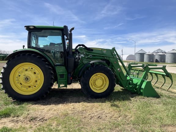 Image of John Deere 6155R equipment image 4