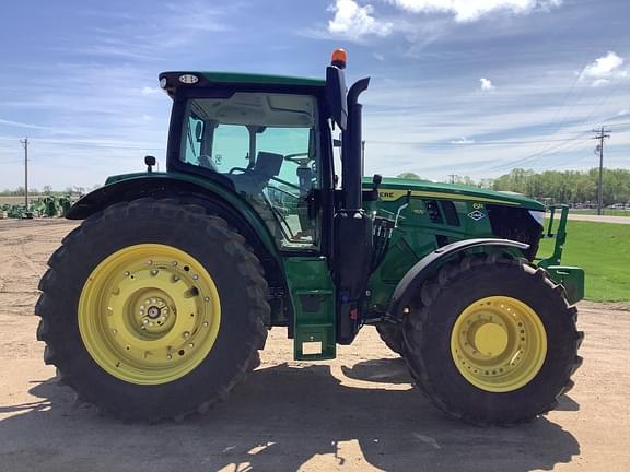 Image of John Deere 6R 155 equipment image 3