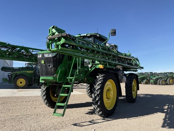 2022 John Deere 616R Equipment Image0