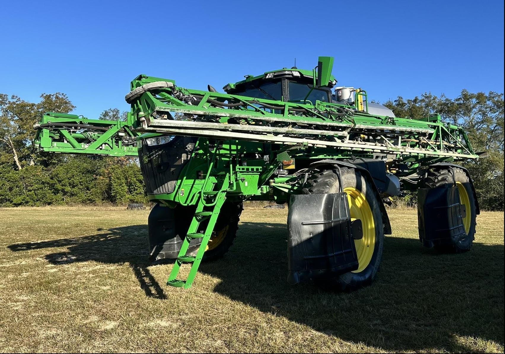 2022 John Deere 616R Equipment Image0