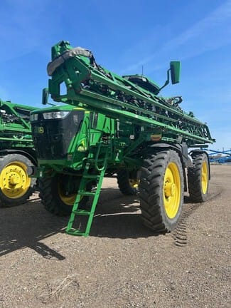 2022 John Deere 616R Equipment Image0