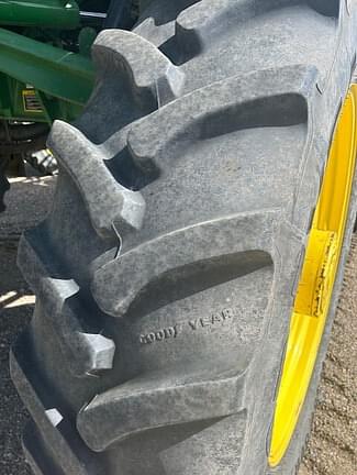 Image of John Deere 616R equipment image 3