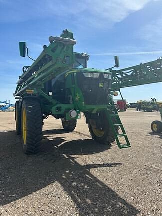 Image of John Deere 616R equipment image 1