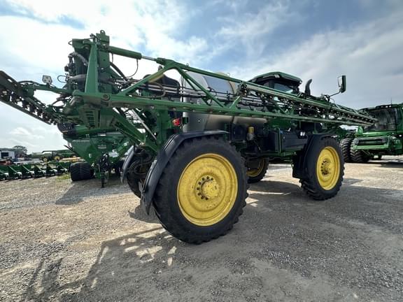 Image of John Deere 616R equipment image 4