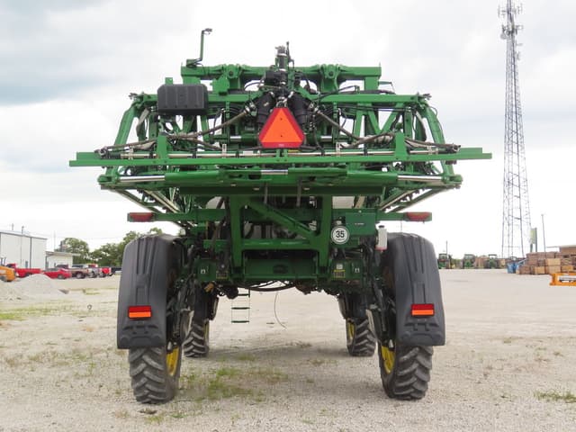 Image of John Deere 616R equipment image 4