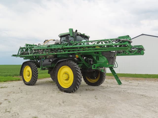 Image of John Deere 616R equipment image 3