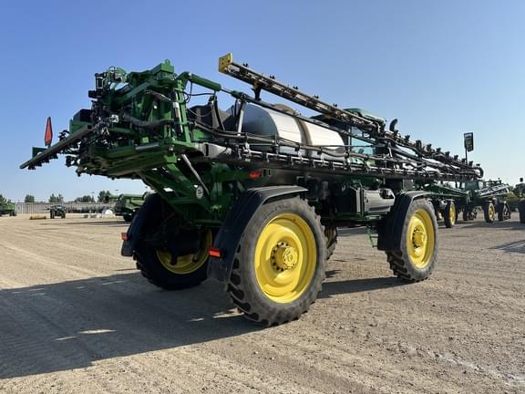 Image of John Deere 616R equipment image 4