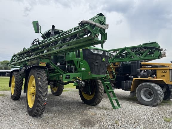 Image of John Deere 616R equipment image 2
