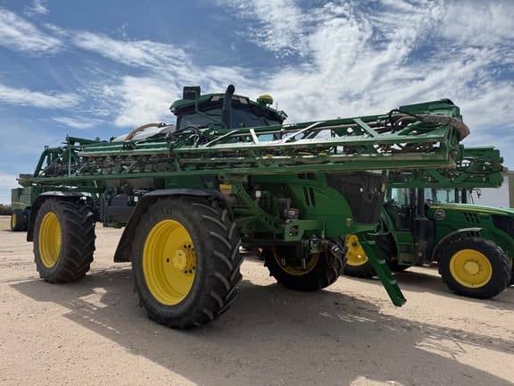 Image of John Deere 616R equipment image 2