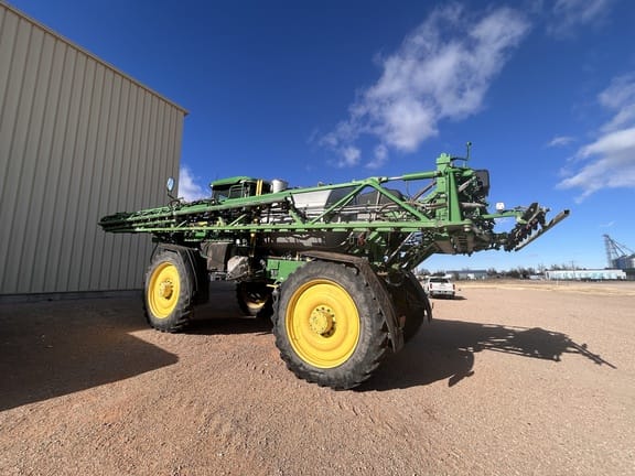 2022 John Deere 616R Equipment Image0