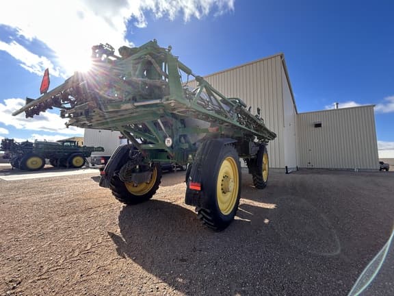 Image of John Deere 616R equipment image 2